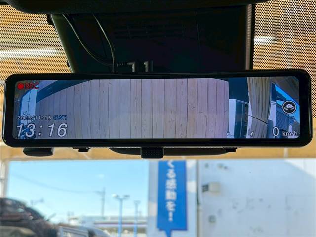 トヨタ ノアハイブリッドの画像7