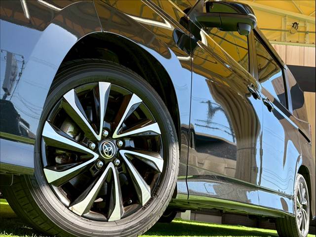 トヨタ ノアハイブリッドの画像20