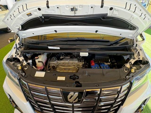 トヨタ アルファードの画像18