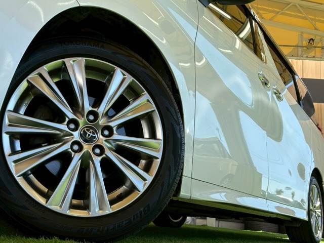 トヨタ アルファードの画像20