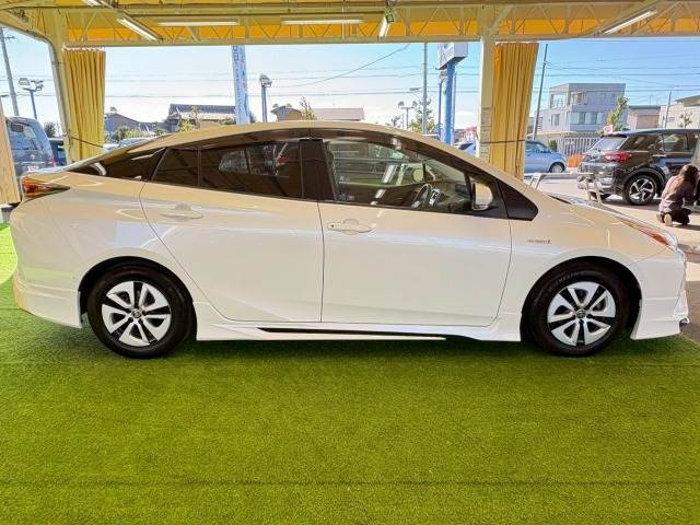 トヨタ プリウスの画像15