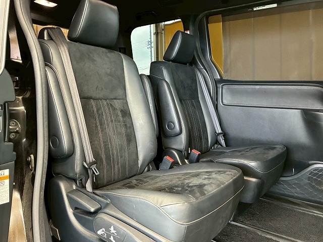 トヨタ エスクァイアハイブリッドの画像11