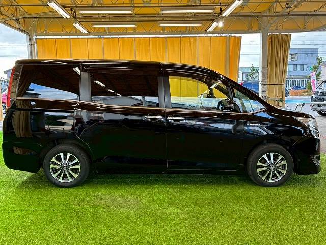 トヨタ エスクァイアハイブリッドの画像15