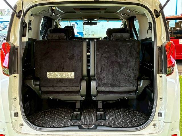 トヨタ アルファードの画像12