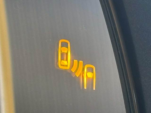 トヨタ ノアハイブリッドの画像7