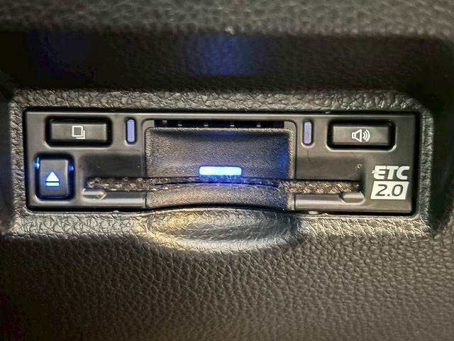 トヨタ ノアハイブリッドの画像9