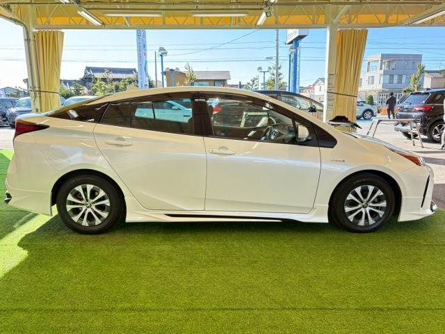 トヨタ プリウスの画像15