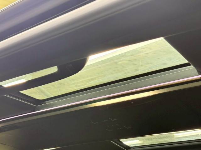 トヨタ アルファードの画像6