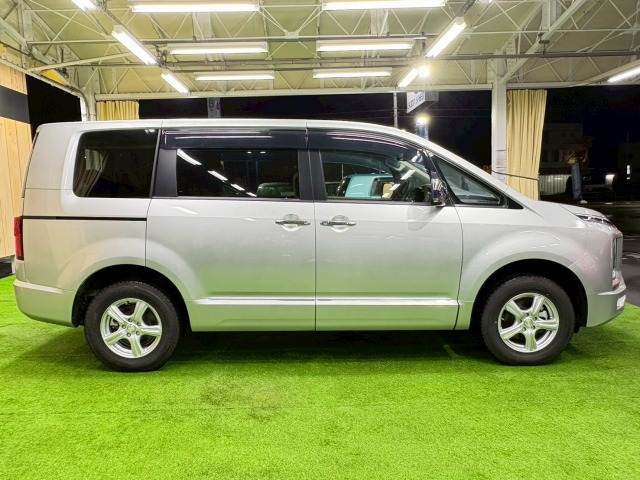 三菱&nbsp;デリカD5の画像15