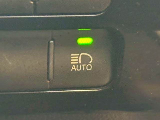 トヨタ&nbsp;プリウスの画像6