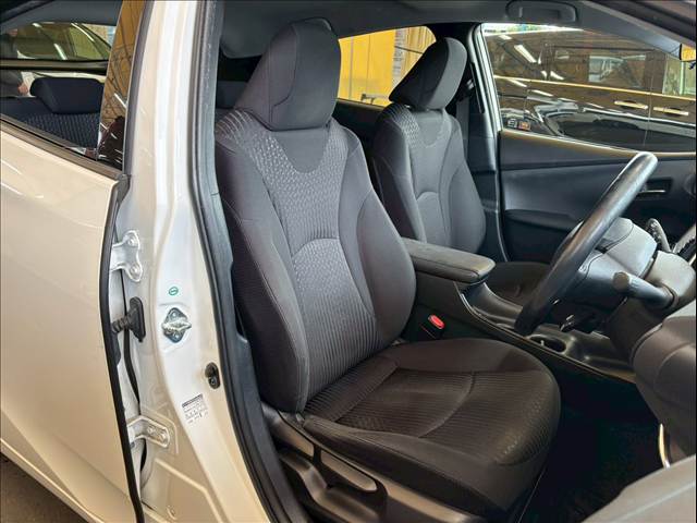 トヨタ&nbsp;プリウスの画像8