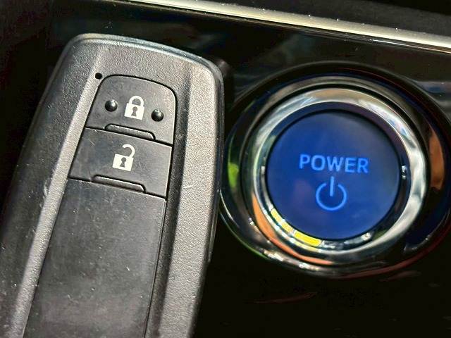 トヨタ&nbsp;プリウスの画像8