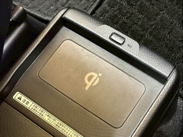 トヨタ&nbsp;エスクァイアハイブリッドの画像7