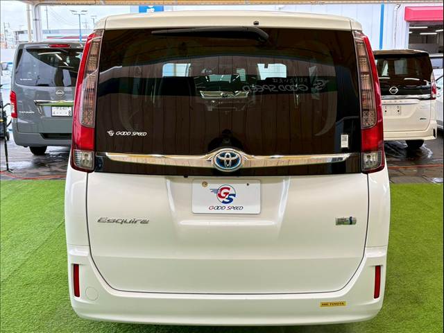 トヨタ&nbsp;エスクァイアハイブリッドの画像17