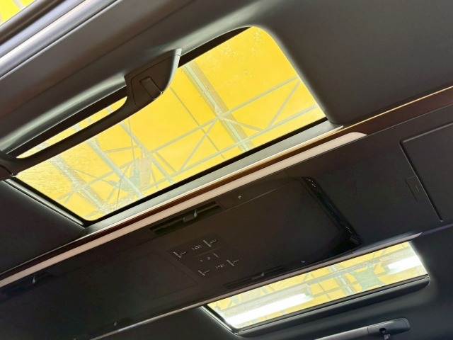 トヨタ&nbsp;ヴェルファイアハイブリッドの画像9