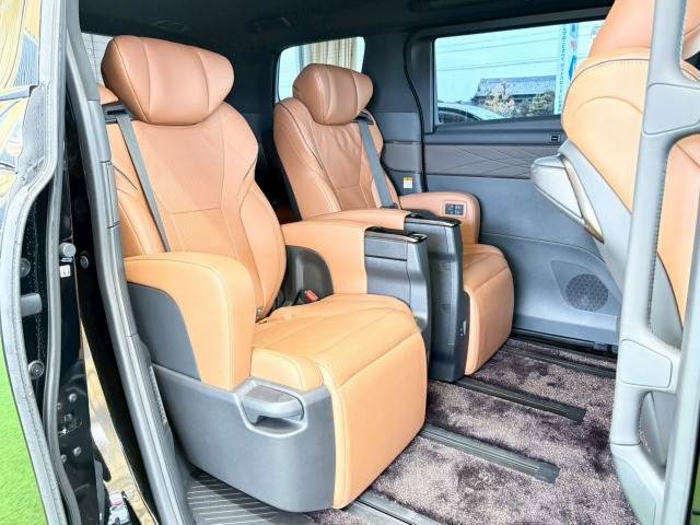 トヨタ&nbsp;ヴェルファイアハイブリッドの画像11