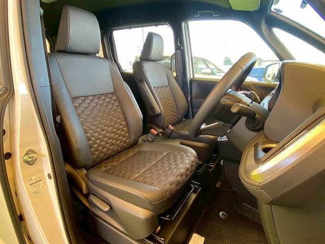 トヨタ&nbsp;ヴォクシーの画像9