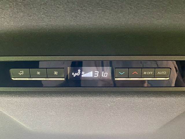 トヨタ&nbsp;ヴォクシーの画像12