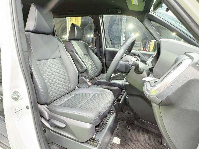 トヨタ&nbsp;ヴォクシーの画像9