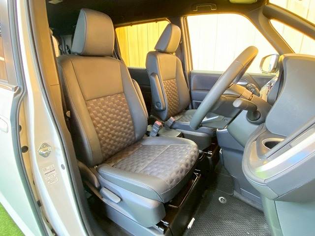 トヨタ&nbsp;ヴォクシーの画像9