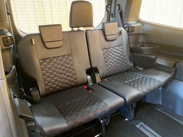 トヨタ&nbsp;ヴォクシーの画像11