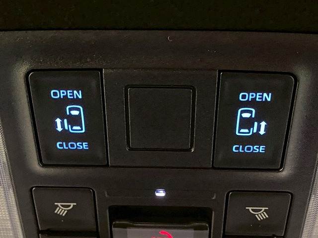 トヨタ&nbsp;ヴォクシーの画像7