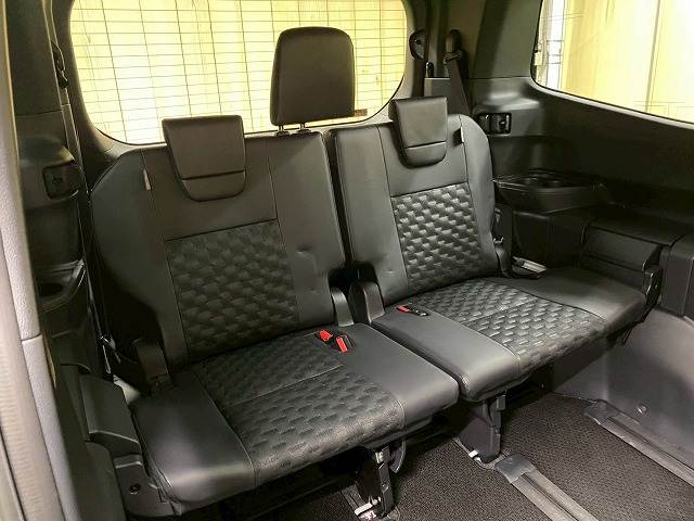 トヨタ&nbsp;ヴォクシーの画像11