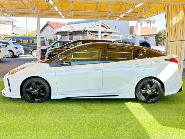 トヨタ プリウスの画像15