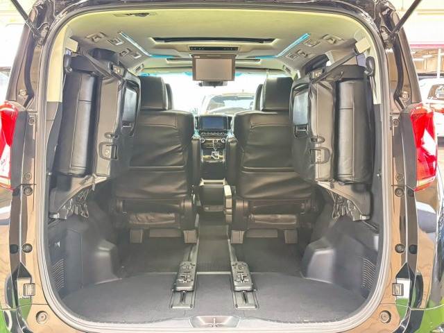 トヨタ&nbsp;アルファードの画像12