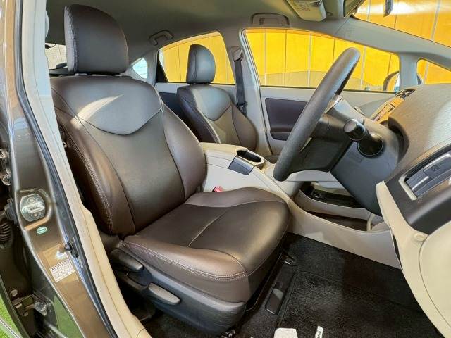 トヨタ&nbsp;プリウスの画像9