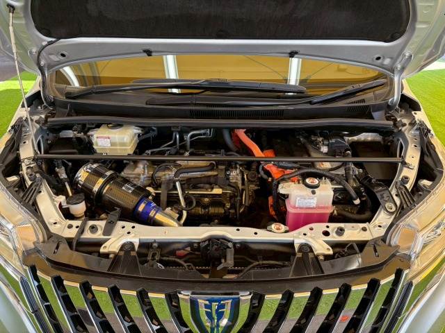 トヨタ&nbsp;エスクァイアハイブリッドの画像18