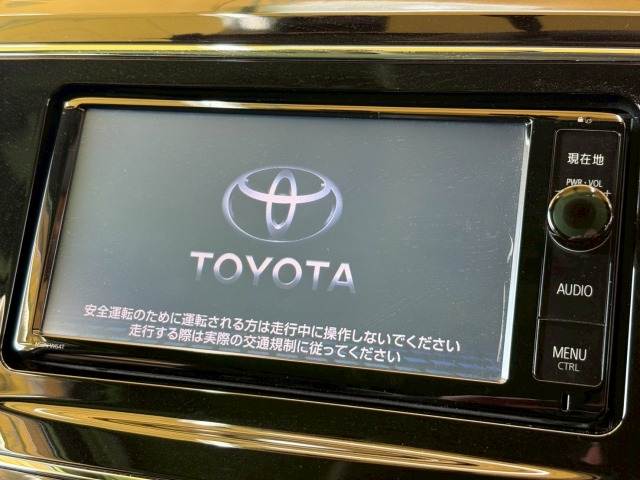 トヨタ&nbsp;プリウスαの画像3