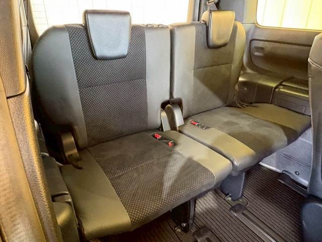 トヨタ&nbsp;ヴォクシーの画像11