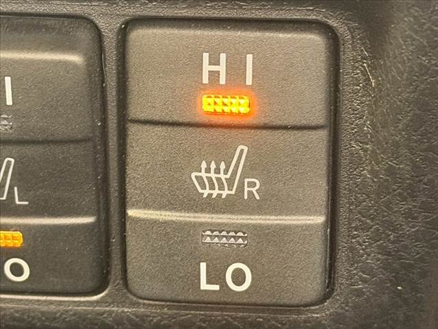 トヨタ ノアハイブリッドの画像6