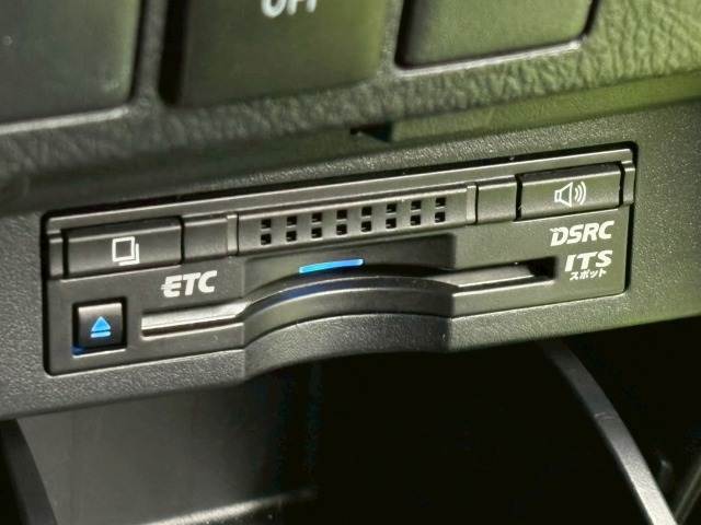 トヨタ アルファードハイブリッドの画像7