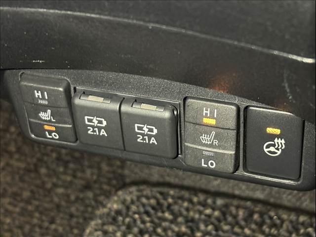 シエンタハイブリッドG“Safety Edition” 内装他