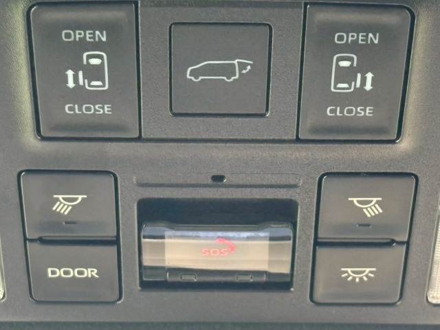 トヨタ&nbsp;ヴォクシーハイブリッドの画像7