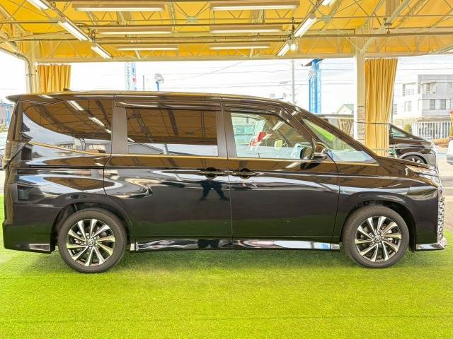 トヨタ&nbsp;ヴォクシーハイブリッドの画像16