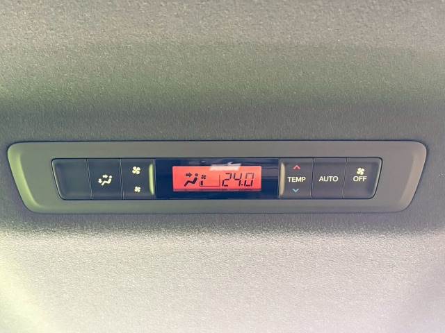 トヨタ&nbsp;ヴォクシーの画像6