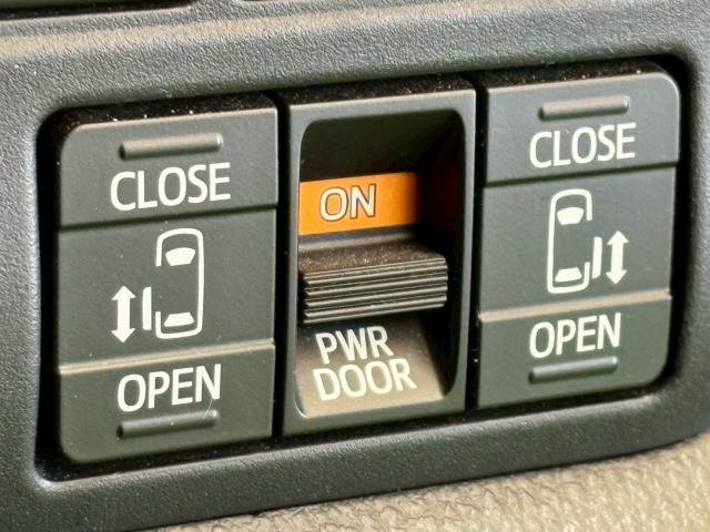 トヨタ&nbsp;ヴォクシーの画像7