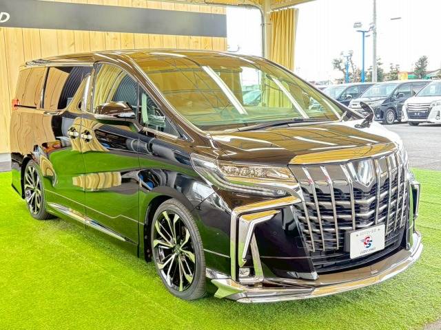 トヨタ アルファードの画像13