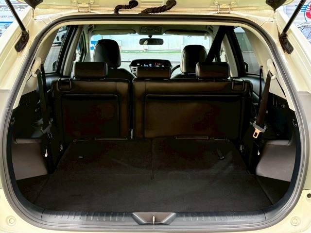 トヨタ&nbsp;プリウスαの画像12