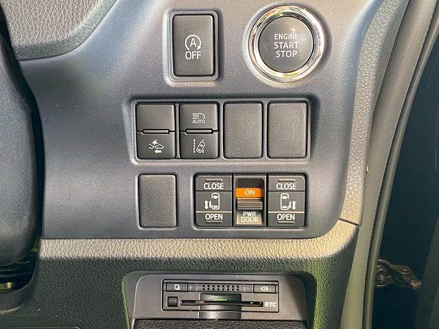 トヨタ&nbsp;ヴォクシーの画像7