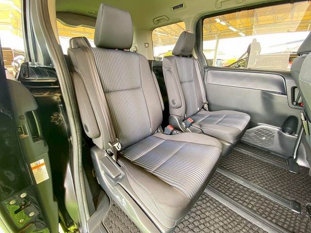 トヨタ&nbsp;ヴォクシーの画像10