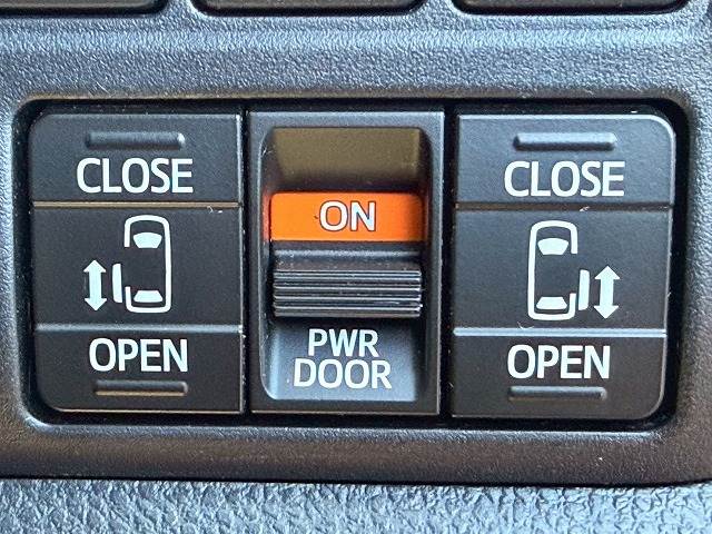 トヨタ&nbsp;ヴォクシーの画像7