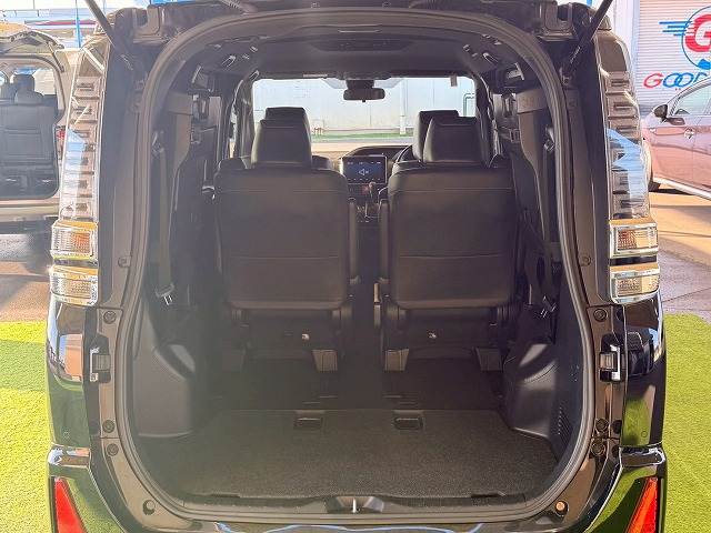 トヨタ&nbsp;ヴォクシーの画像12