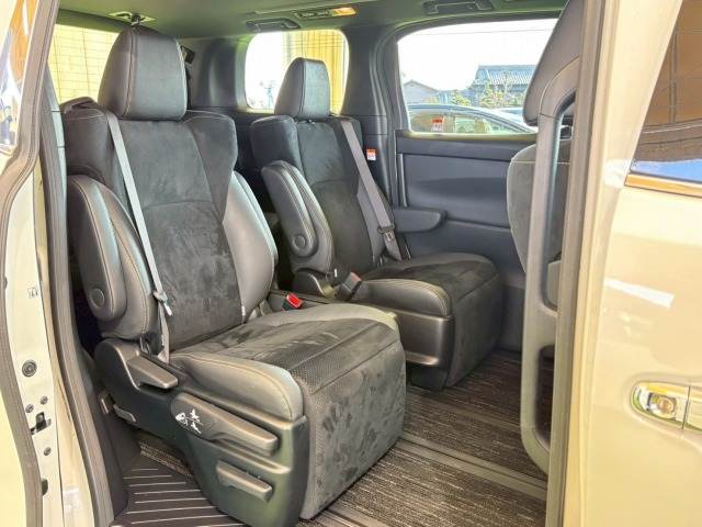 トヨタ&nbsp;アルファードの画像10