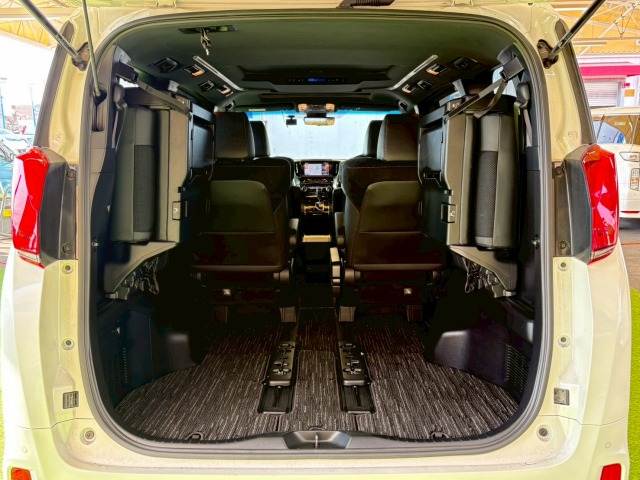 トヨタ&nbsp;アルファードの画像20