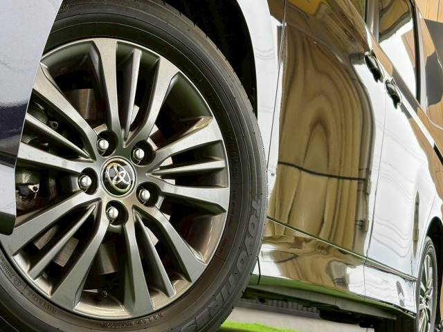 トヨタ&nbsp;ヴォクシーハイブリッドの画像16