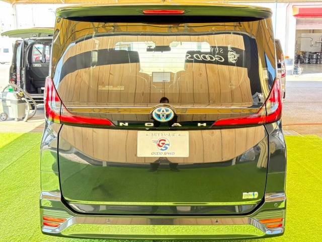 トヨタ ノアハイブリッドの画像19